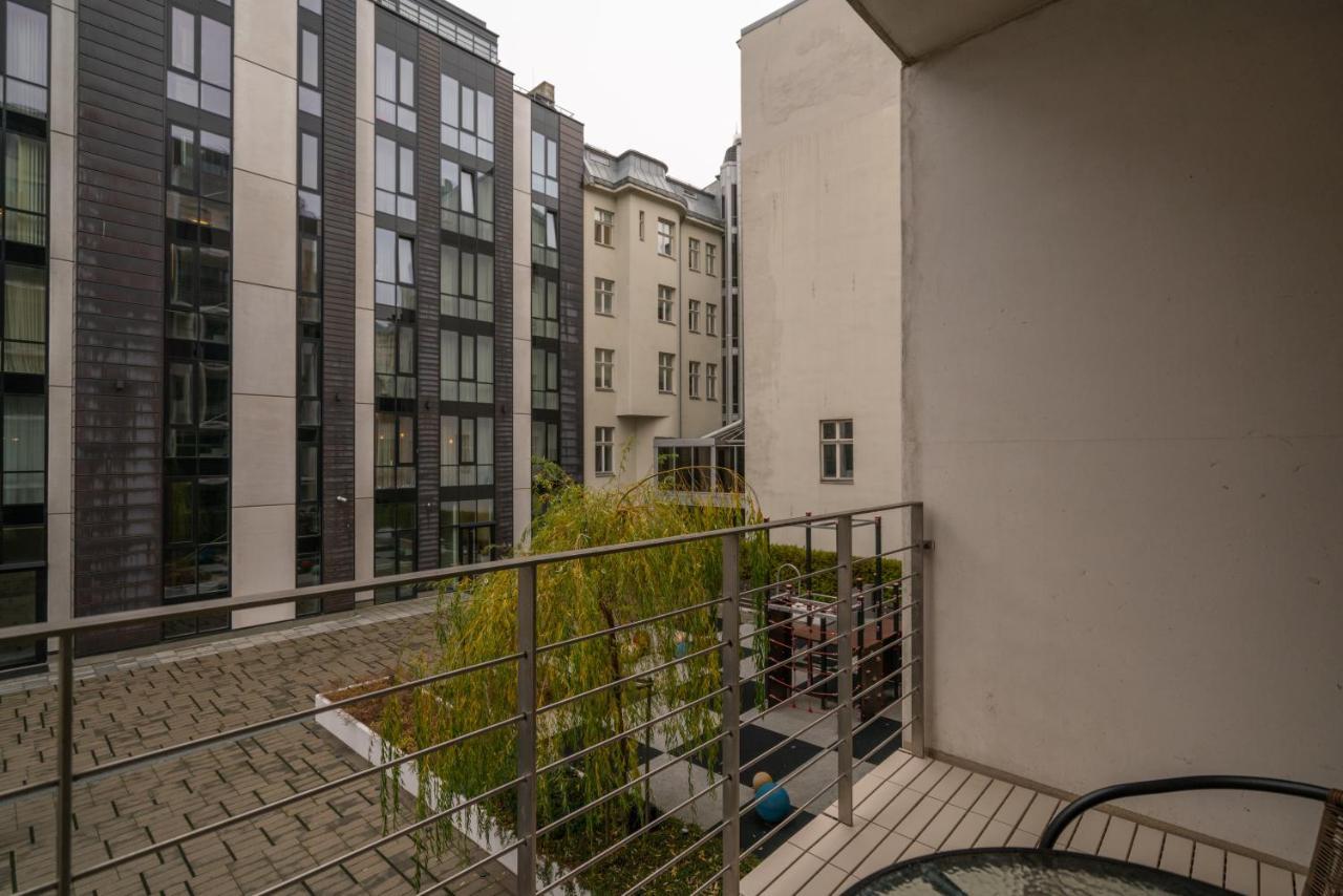 Easyrooms Dzirnavu Riga Esterno foto