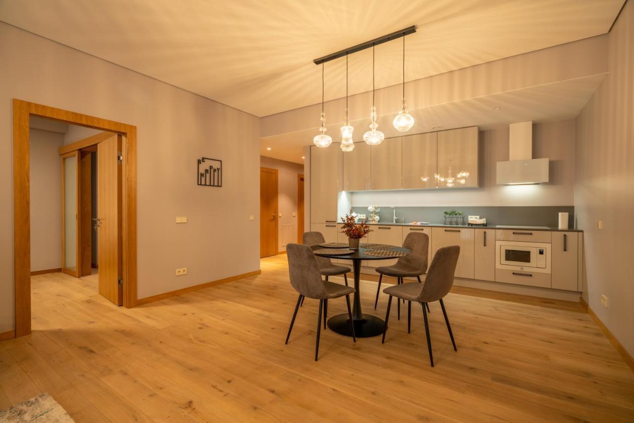 Easyrooms Dzirnavu Riga Esterno foto