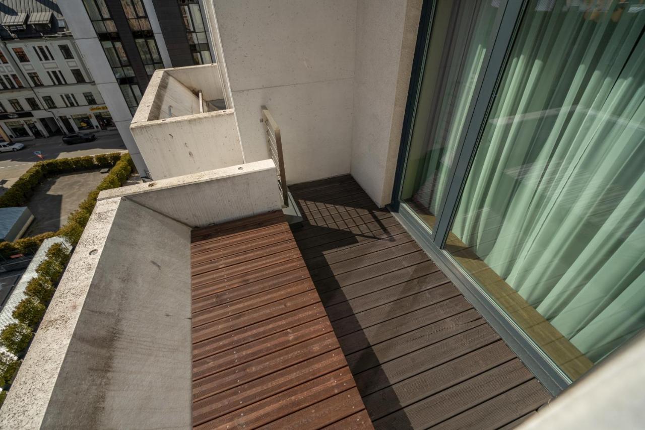 Easyrooms Dzirnavu Riga Esterno foto