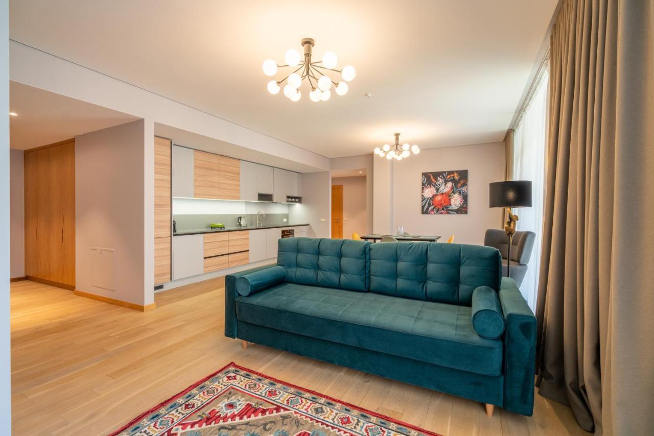 Easyrooms Dzirnavu Riga Esterno foto