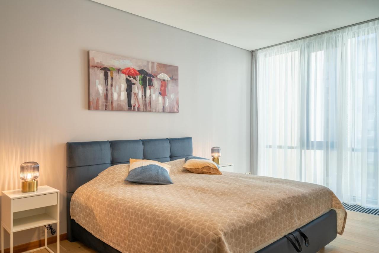 Easyrooms Dzirnavu Riga Esterno foto